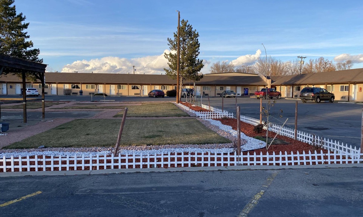 Farmington Hotel | Travelodge by Wyndham Farmington Hwy 64