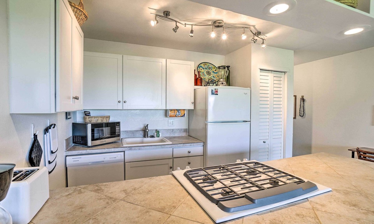 Kaunakakai Apartamento | Kaunakakai Escape: Heated Pool & Beach Access