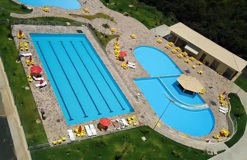 Caldas Novas Complejo | ÁGUAS TERMAIS NATURAIS nas PISCINAS com ÁGUAS QUENTES 24 HORAS acesso GRÁTIS aos PARQUES AQUÁTICOS dos RESORTS GOLDEN DOLPHIN GRAND HOTEL do SUPREME e do EXPRESS os melhores HOTÉIS RESORTS com PARQUE AQUÁTICO em CALDAS NOVAS Garanta JÁ PROMOÇÃO QUALIDADE
