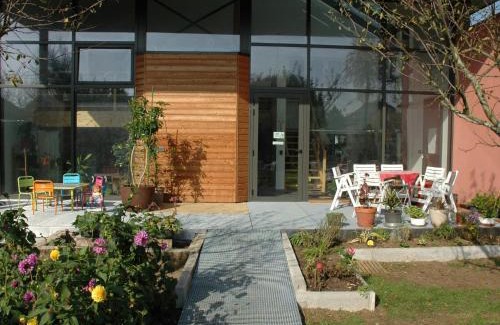 Sancy Cama Y Desayuno | Écogîte avec Terrasse et Jardin Privatif pour Familles - FR-1-584-187