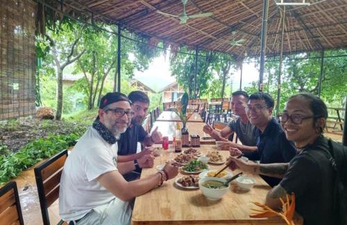 Thanh Chuong Cabina | Đảo Chè Thanh Chương - Homestay Gió Lào