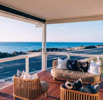 Aldinga Beach Casa | ōSHEN - Sleeps12 Gym Kayak MountnBike BeachFrnt