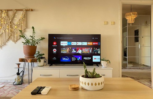 Yenisehir Apartamento | Şehrin kalbindeki deniz manzaralı 3+1 ev