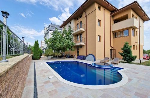 Hisarja Hotel | Айляк Клуб Хисаря - Бутиков Хотел&СПА с Elegant Ultra All Inclusive