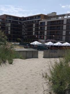 Pomorie Apartamento | Апартаменти в Поморие комплекс на първа линия плаж