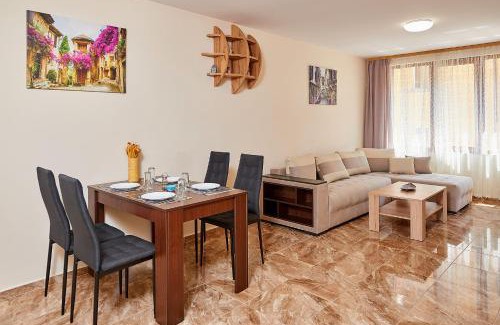 Pomorie Apartamento | Апартаменти "Лазур" в сърцето на Поморие