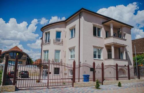 Uzhhorod Apartamento | Апартаменты SILENA