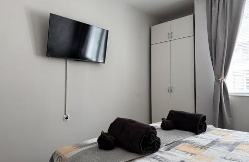 Stara Zagora Apartamento | Апартамент за гости Кари - Самонастаняване и Безплатно паркиране!