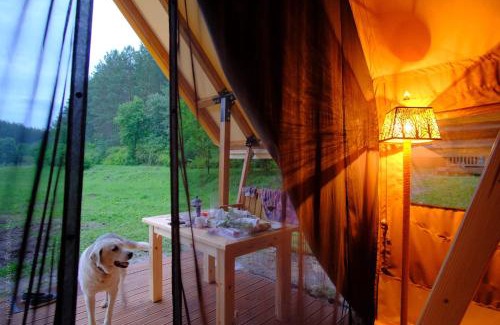 Kiev Oblast Otro | Глемпінг Шатро