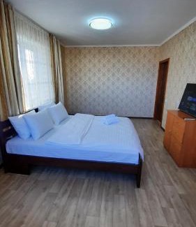 Sukhinovka Apartamento | Двокімнатна квартиира з 4 ліжками кондиціонером та ванною Документи для відряджень
