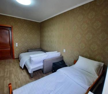 Sukhinovka Apartamento | Двокімнатна квартиира з 4 ліжками кондиціонером та ванною Документи для відряджень