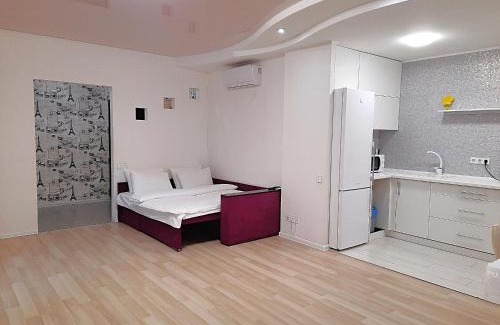 Sukhinovka Apartamento | Двокімнатна студія з 3 ліжками Мережа AlexApartments Документи для відряджень Безконтатне заселення 24-7
