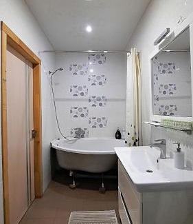 Sukhinovka Apartamento | Двокімнатна студія з 3 ліжками Мережа AlexApartments Документи для відряджень Безконтатне заселення 24-7