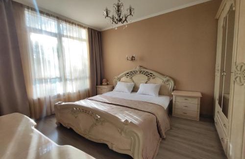 Desnyans'kyi District Apartamento | Двокімнатна , Троєщина, район 2, ТЦ район