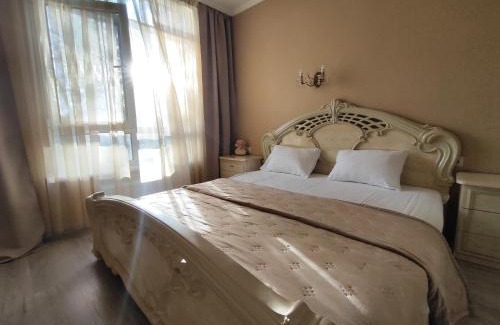 Desnyans'kyi District Apartamento | Двокімнатна , Троєщина, район 2, ТЦ район