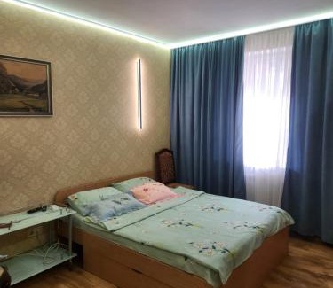 Irpin Apartamento | Затишна, домашня 43м в тихому зеленому місці Поруч Центральний парк Університет