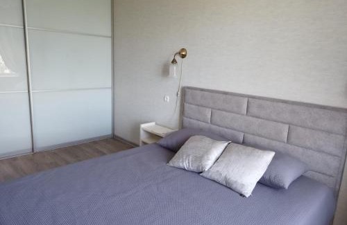 Dnipro Apartamento | Калиновая 2 кв Люкс