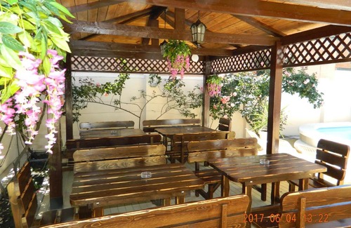 Gelendzhik Casa | комнаты с бассейном