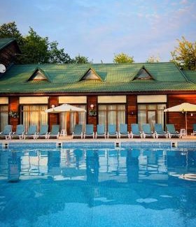 Lenins'kyi district Hotel | Комплекс відпочинку "Садиба БЕРЕЗИНО"