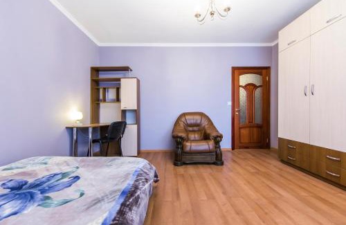 Svyatoshyns'kyi District Apartamento | Комфортная двухкомнатная квартира возле метро Академгородок