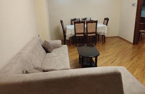 Bayil Apartamento | Комфорт квартира, в центре города!