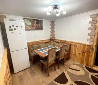 Yaremche Casa | Котедж "Гірський Затишок"