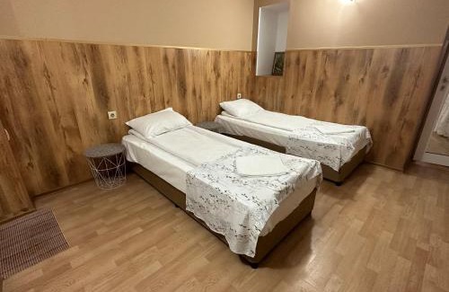 Pirdop Casa | Къща за гости БОНИТА