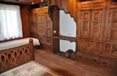 Gradets Villa | Миронската къща