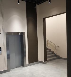 Holosiivskyj Apartamento | Нові апартаменти 2 поверх, поруч лікарня та парк Феофанія, МХП