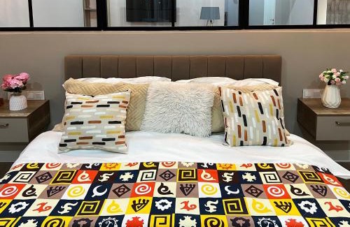 Almaty Apartamento | Просторный люкс с шикарным видом