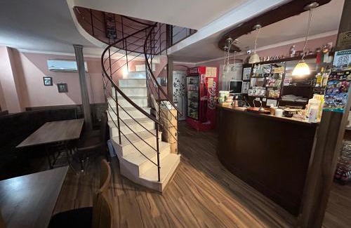 Zlatitsa Hotel | Семеен хотел Модерния хан