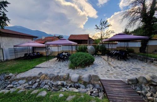 Dobrinishte Hotel | Семеен хотел Света Марина