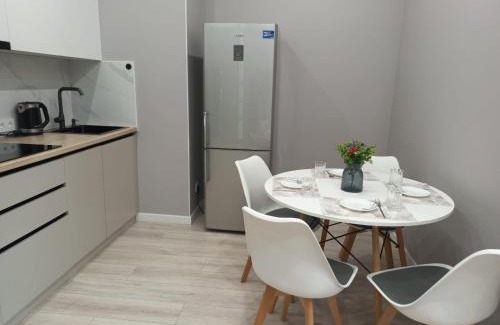 Almaty Apartamento | Современная 1 комнатная в центре для 3 гостей