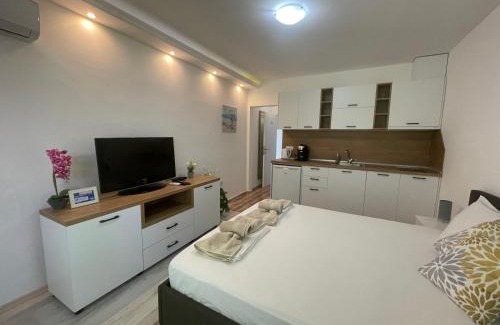 Lozenets Apartamento | Студио Симона 3 - първа линия море