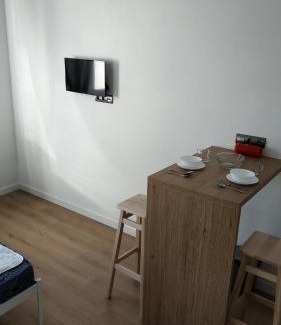 Holosiivskyj Apartamento | Сучасна квартира на вул Ю Здановської, поруч Виставковий Центр, Васильківська, Ломоносова