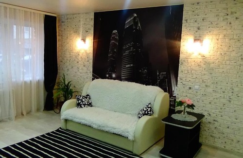 Veliky Novgorod Apartamento | Трёхкомнатная квартира у Кремля в краткосрочный найм