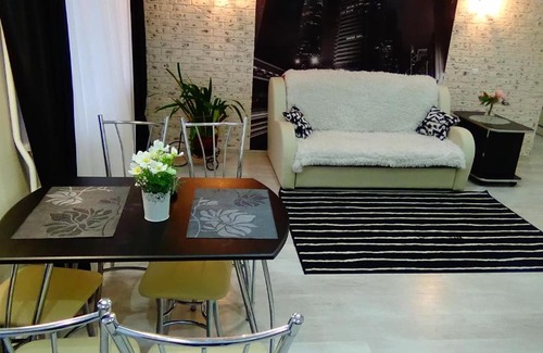 Veliky Novgorod Apartamento | Трёхкомнатная квартира у Кремля в краткосрочный найм