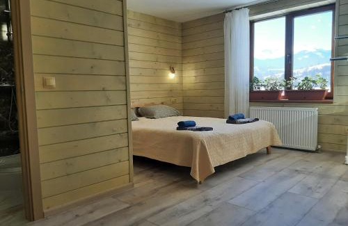 Pilipets Casa | У Мирослави