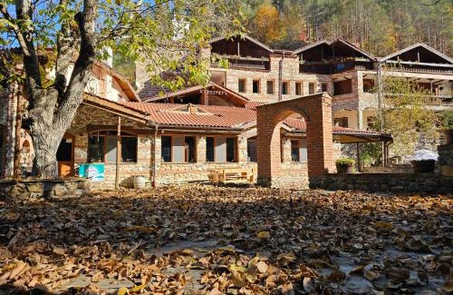 Smolyan Complejo | Хотел Изворът Арда