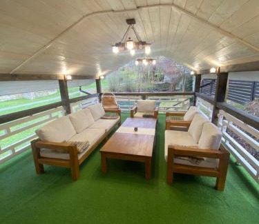 Slavske Chalet De Esquí | Шале Маєток Смерековий