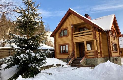 Pylypets Chalet De Esquí | Шалe у Пилипці Chalet Pylypets