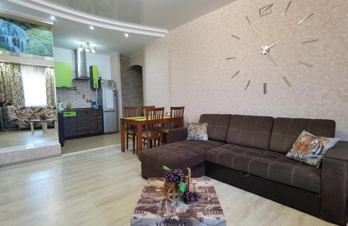 Sochi City Centre Apartamento | Шикарная квартира в Центре Сочи с Видом на море и город