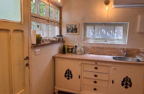 Beit HaShita Casa | בקתת הבוסתן