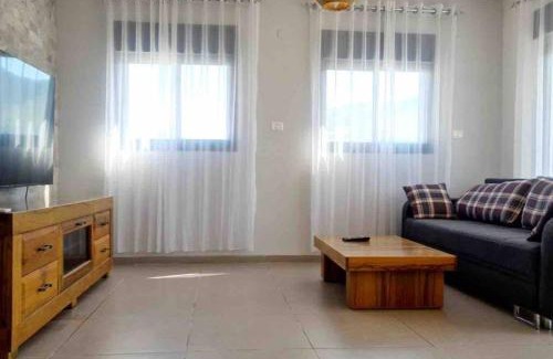 Migdal Apartamento | דירה מפנקת מעל הכנרת