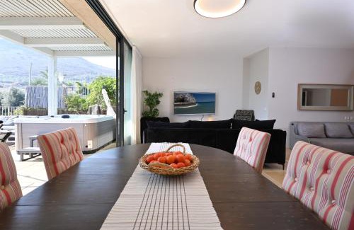 Migdal Casa | וילה שירת הארבל מבית "חלום עולמי" Shirat Arbel Villa