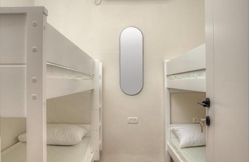 Artists Colony Villa | כתר הסמטה