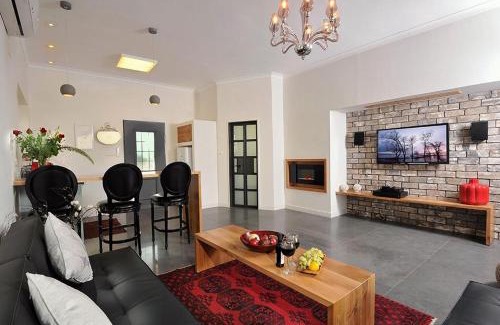 Kfar Hoshen Cama Y Desayuno | סוויטות שלווה עילאית