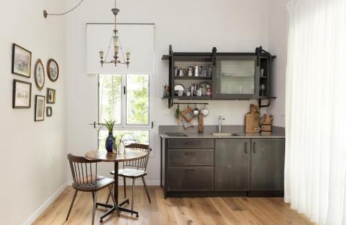 Lehavot HaBashan Cabina | שירת הגומא