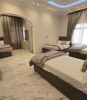 Salalah Chalet De Esquí | استراحة الدرة