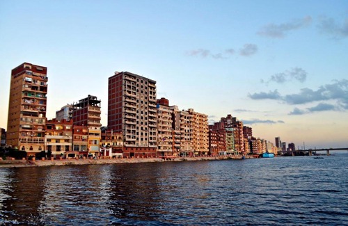 Disuq Cama Y Desayuno | استراحه الأطباء